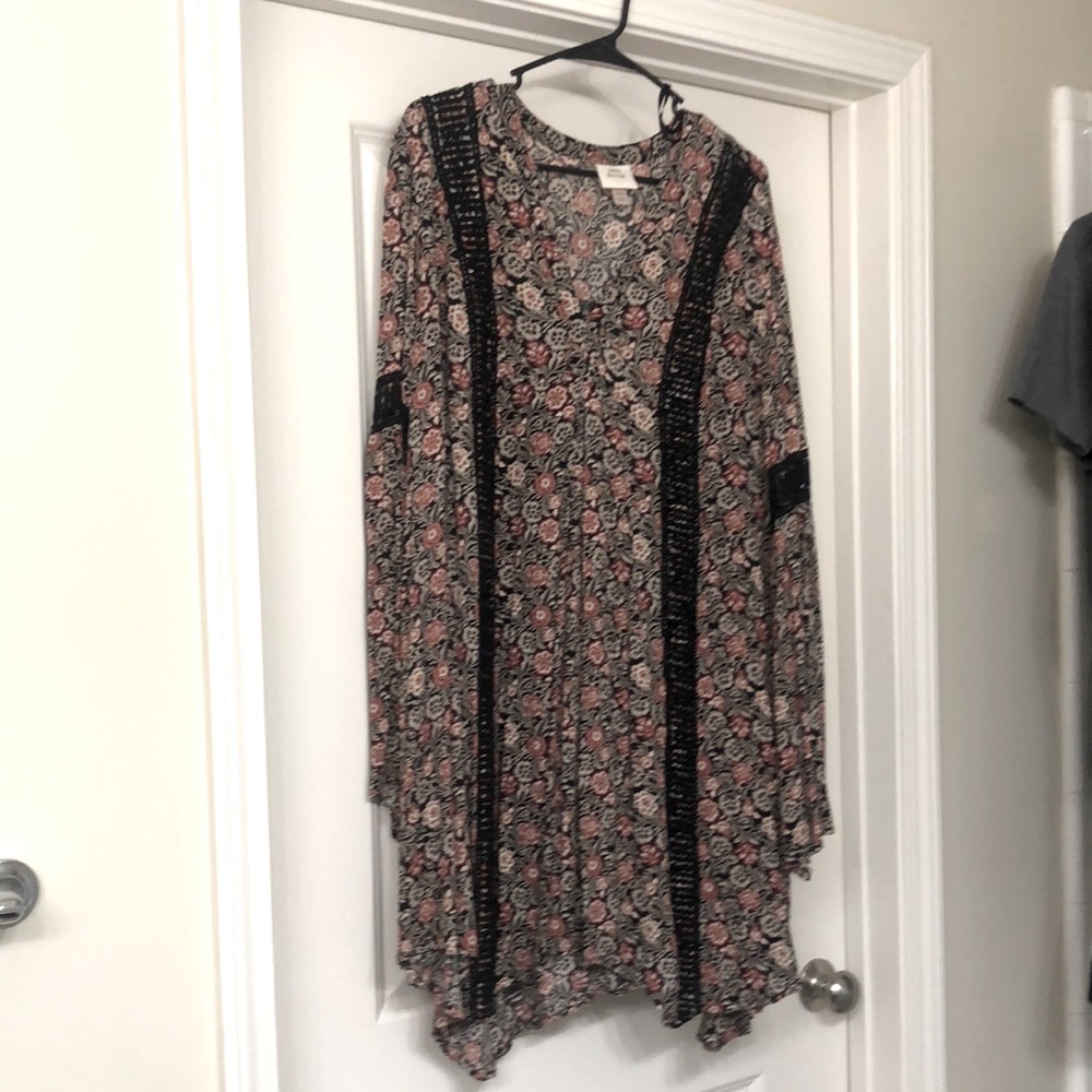 XXL, High Low, Bell Sleeve dress